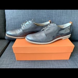 Attilio Giusti Leombruni lace-up oxford in grey